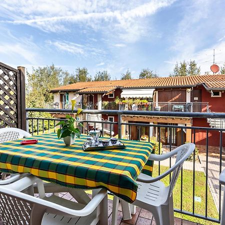 Residence La Corte Near Gardaland Castelnuovo del Garda Zewnętrze zdjęcie